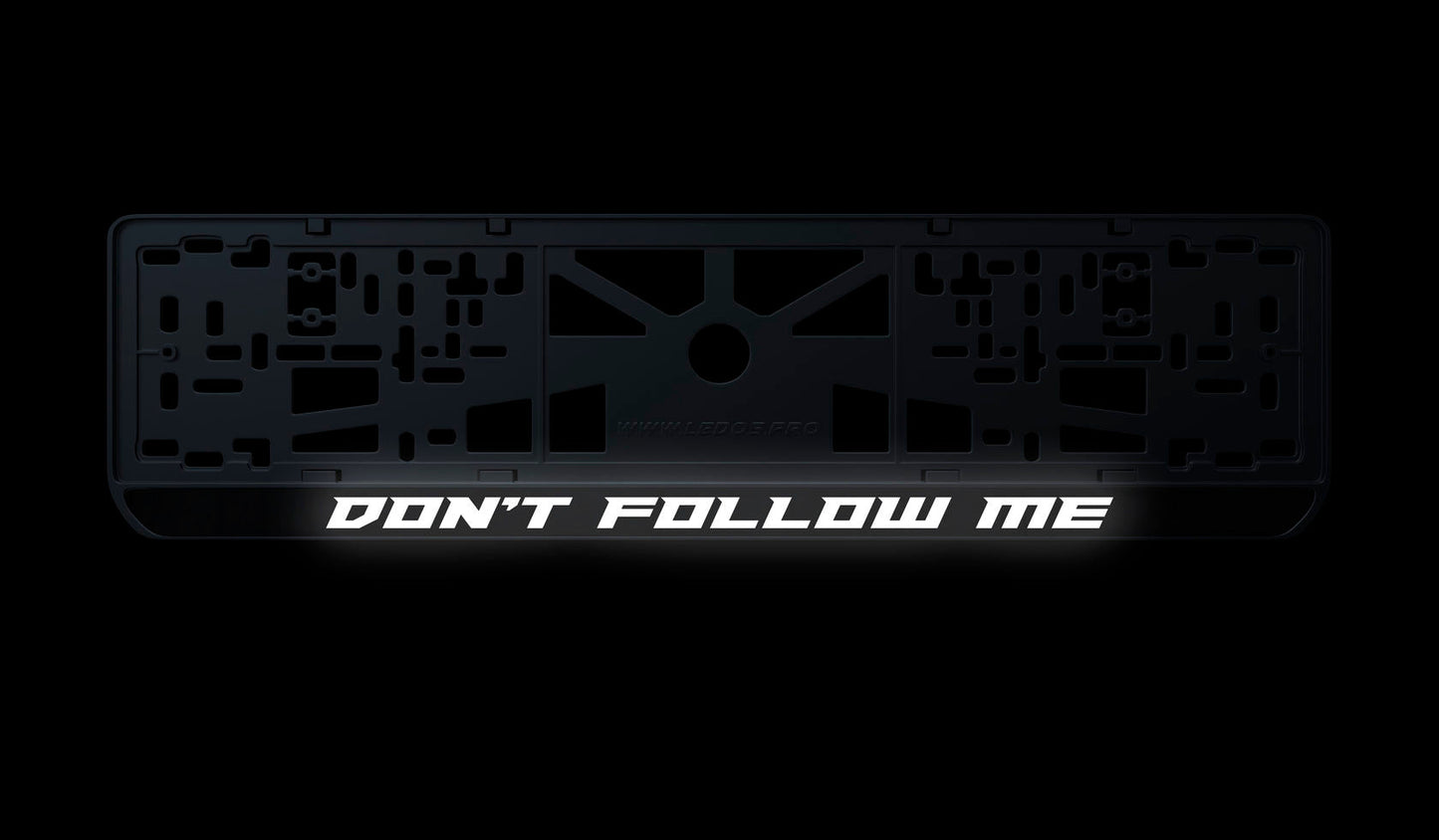 Ramka tablicy rejestracyjnej: Don't follow me