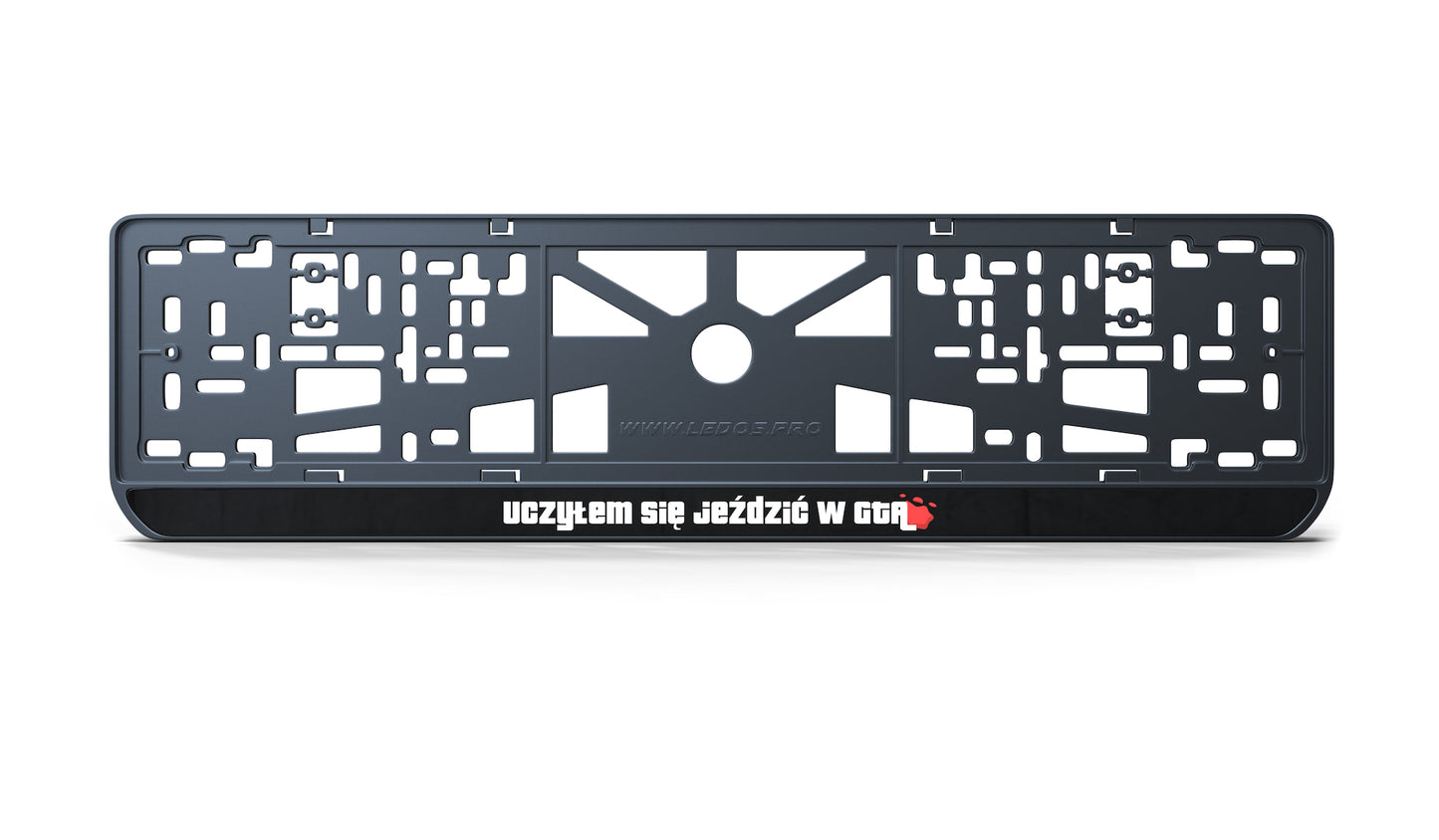 Ramka tablicy rejestracyjnej: Uczyłem się jeździć w GTA